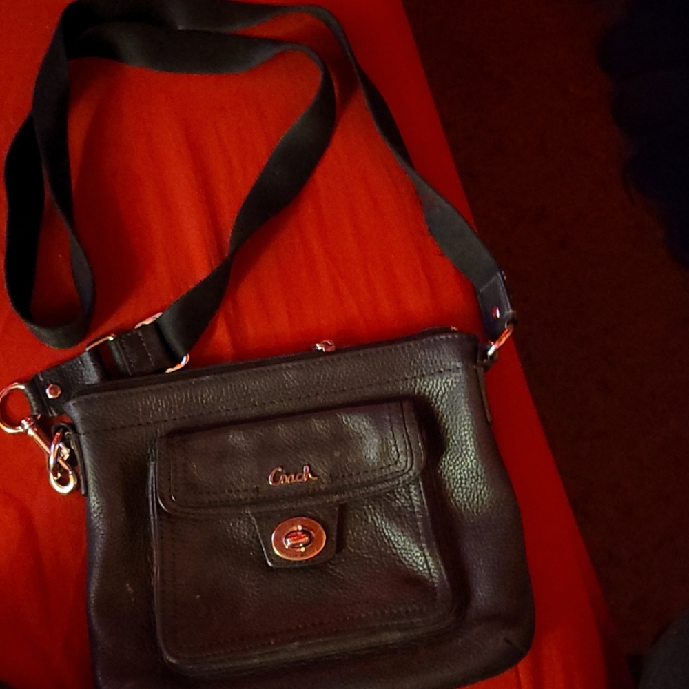 Small cross body coach purse